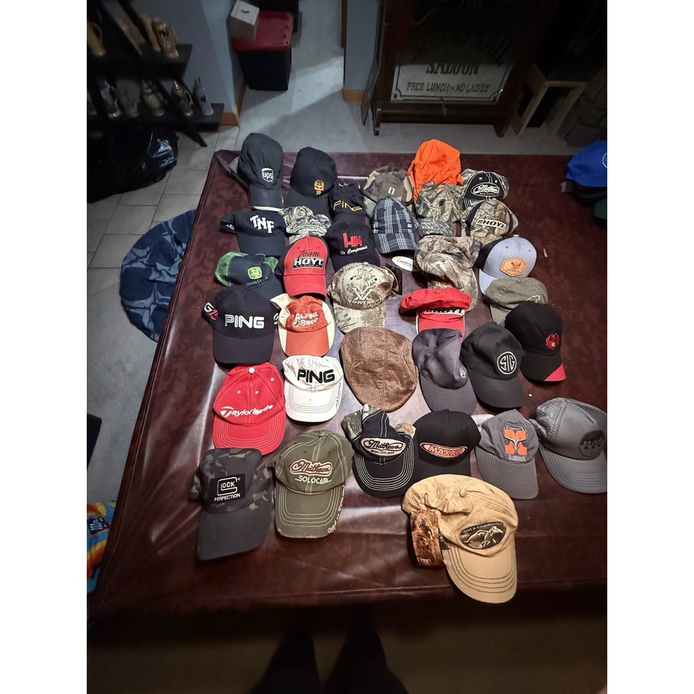 Lot‎ of 35 Hunting Outdoor Golf Brand Hats – Hoyt Vortex Ping Mathews + More